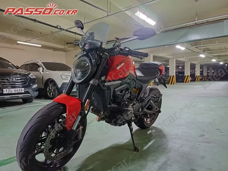 Ducati Monster 937 - фото 1