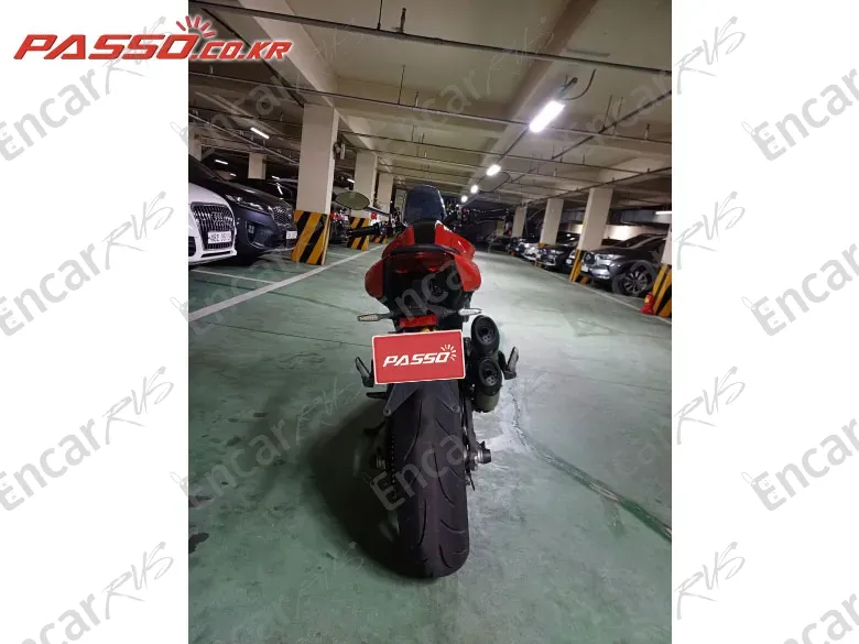Ducati Monster 937 - фото 2