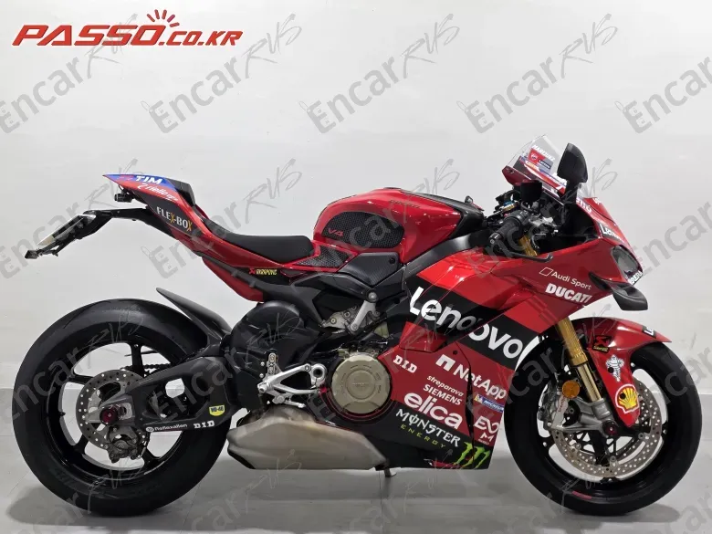 Ducati Panigale V4 S - фото 0