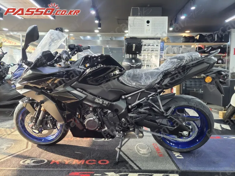 SUZUKI GSX S 1000 GT - фото 1