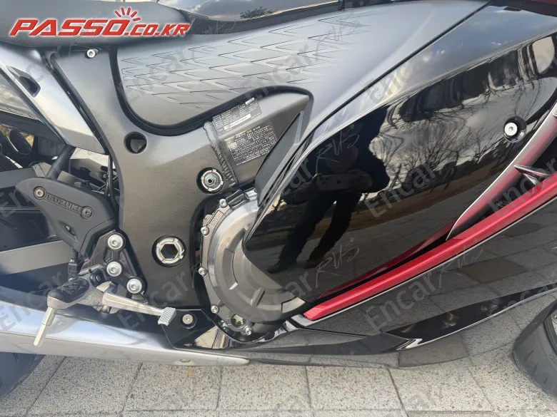 SUZUKI GSX R 1300 HAYABUSA - фото 4