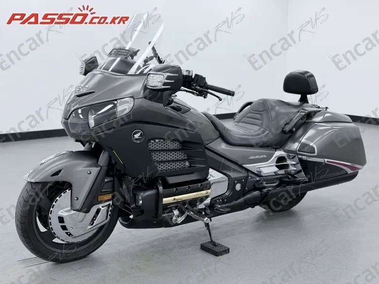 Honda Goldwing F6b - фото 1