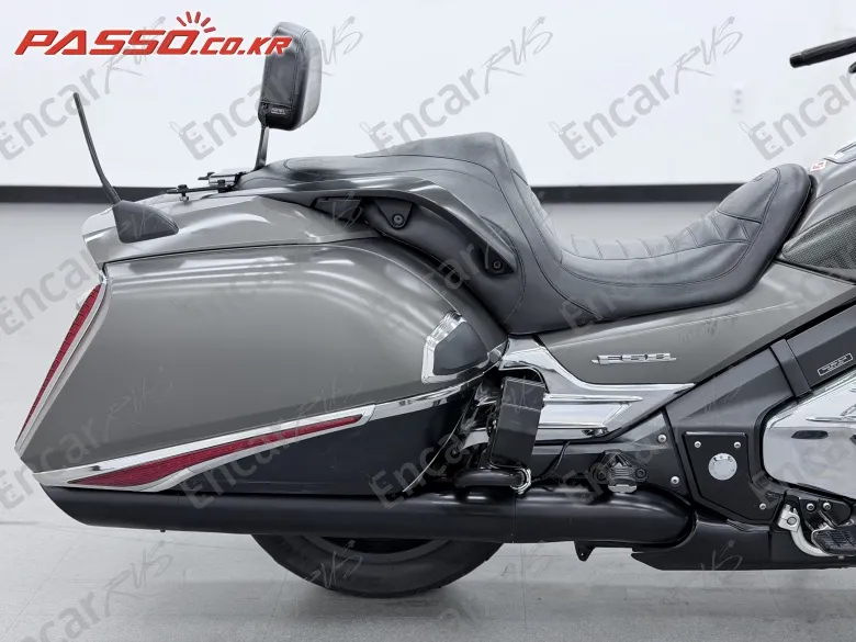 Honda Goldwing F6b - фото 6