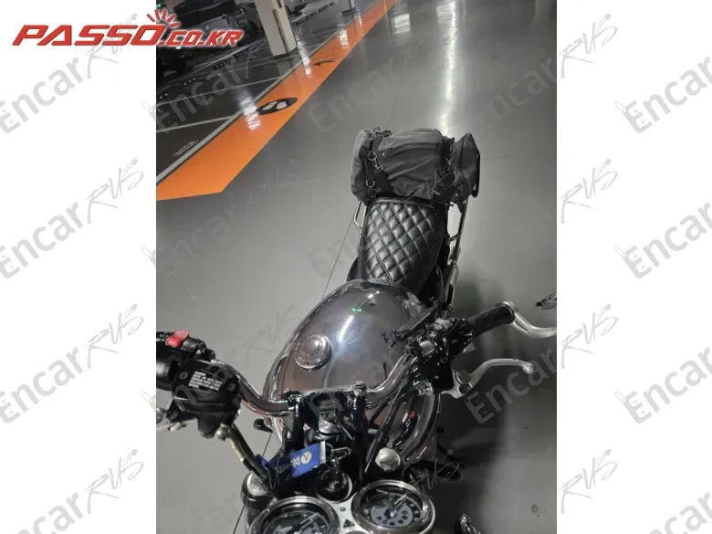 Triumph Bonneville T120 - фото 3
