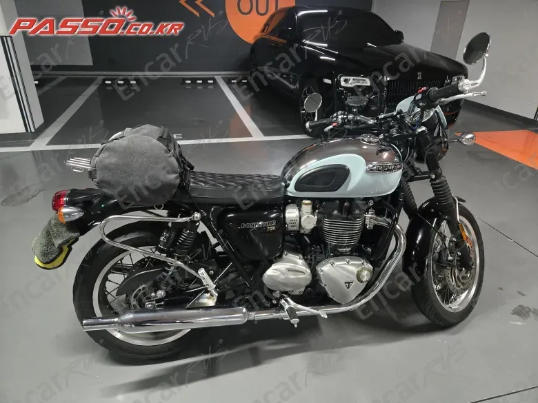 Triumph Bonneville T120 - фото 4