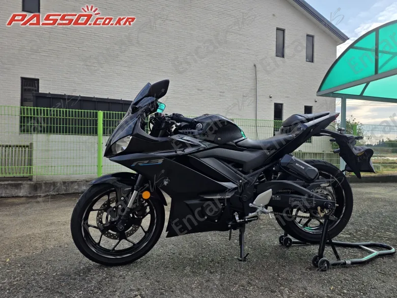 YAMAHA YZF R3 - фото 1