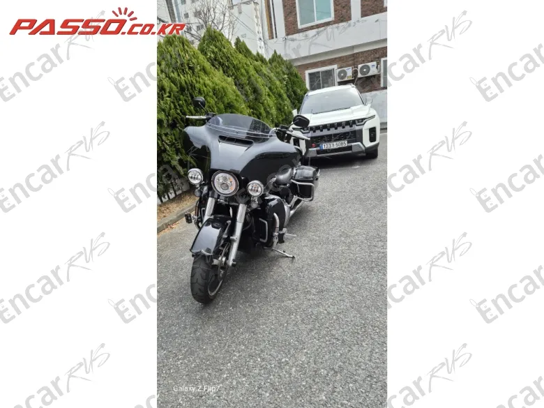 HARLEY-DAVIDSON FLHX - фото 4