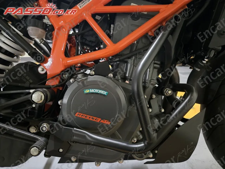 Ktm 390 Duke - фото 4