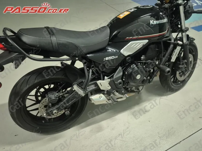 Kawasaki Z 650 Rs Abs - фото 0