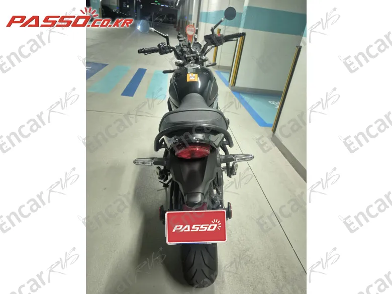Kawasaki Z 650 Rs Abs - фото 2