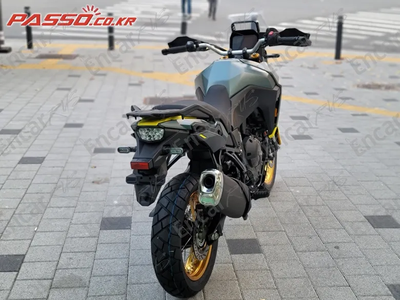 Suzuki V Strom 800 De - фото 2
