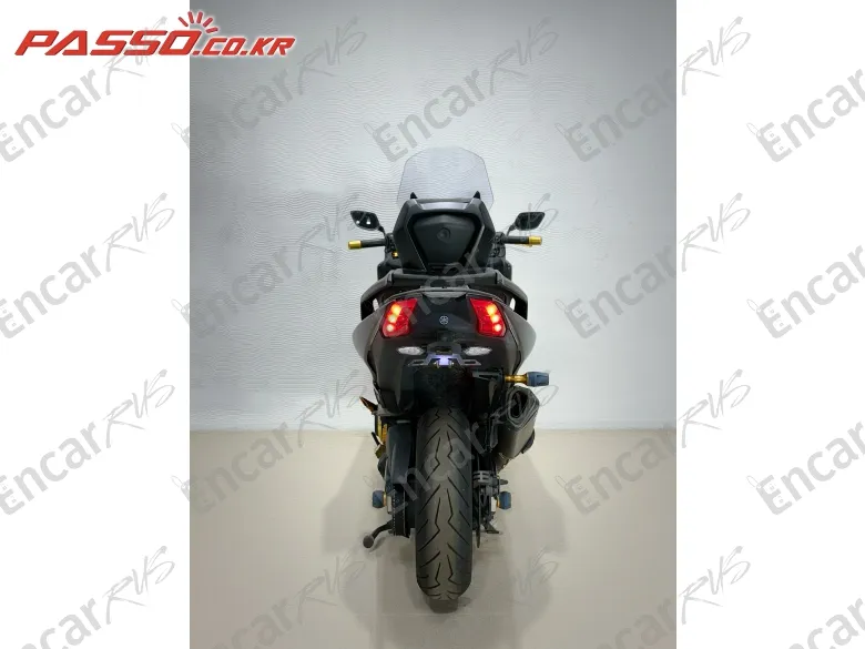 YAMAHA T MAX DX - фото 2