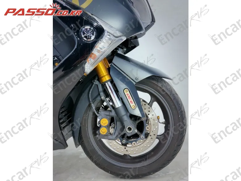 YAMAHA T MAX DX - фото 5