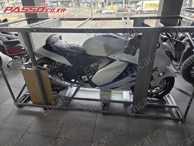 SUZUKI GSX R 1300 HAYABUSA - фото 0