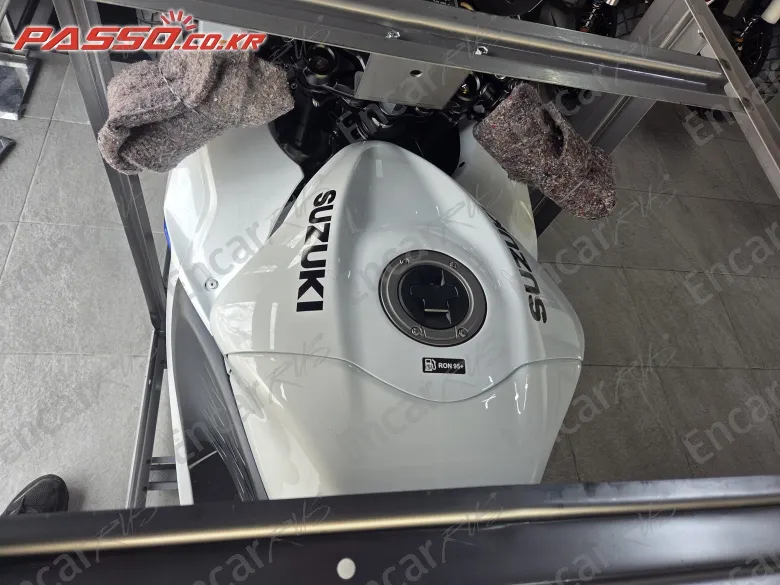 SUZUKI GSX R 1300 HAYABUSA - фото 3