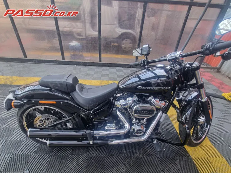 Harley-Davidson Breakout 114