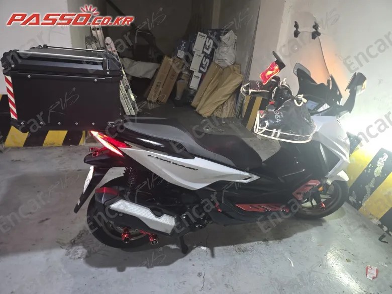 Honda Forza 350