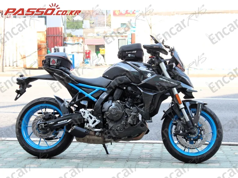 Suzuki Gsx 8 S - фото 1