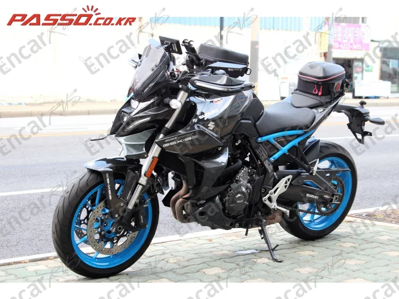 Suzuki Gsx 8 S - фото 2