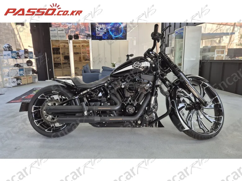 Harley-Davidson Breakout 114 - фото 0