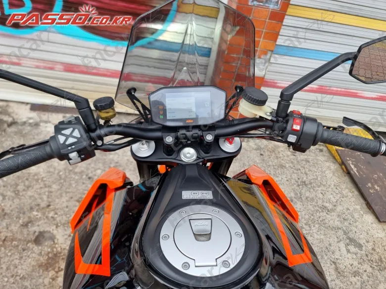 Ktm 1290 Super Duke R - фото 3