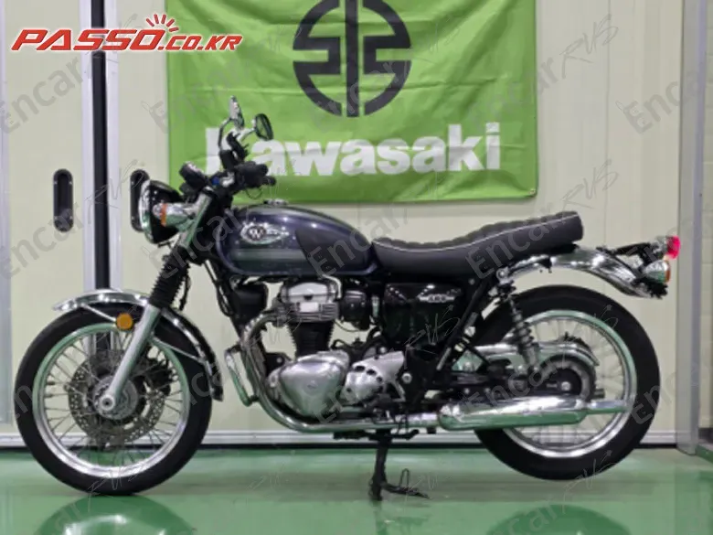 KAWASAKI W 800 - фото 1