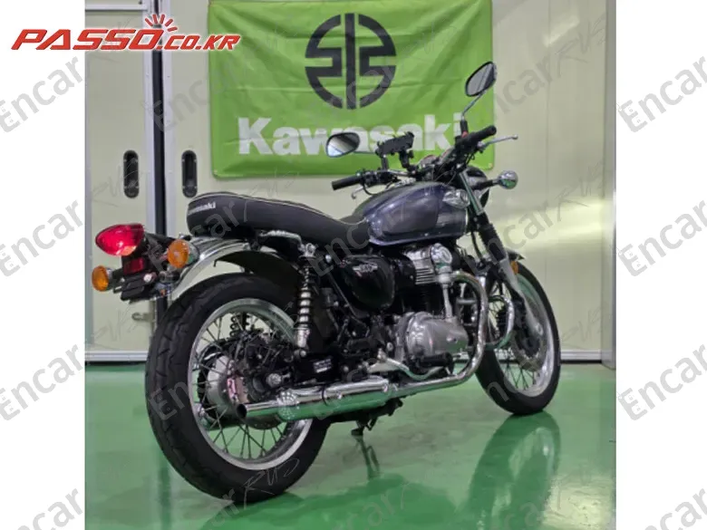 KAWASAKI W 800 - фото 6