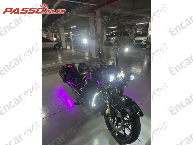 Harley-Davidson Roadking Special - фото 3