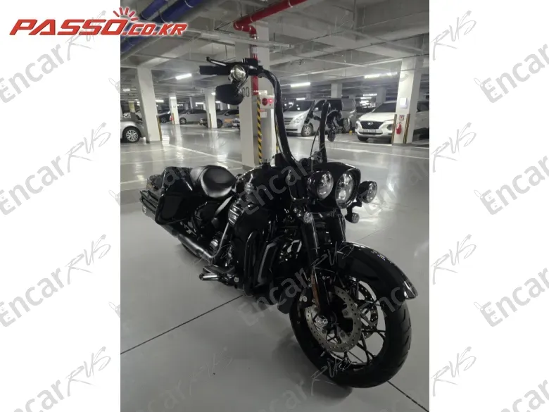 Harley-Davidson Roadking Special - фото 6