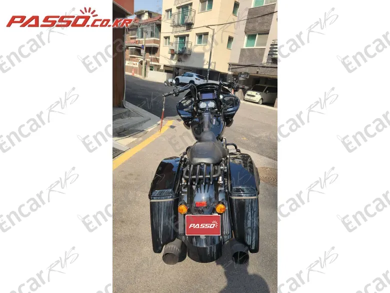 HARLEY-DAVIDSON ROAD GLIDE SPECIAL - фото 2