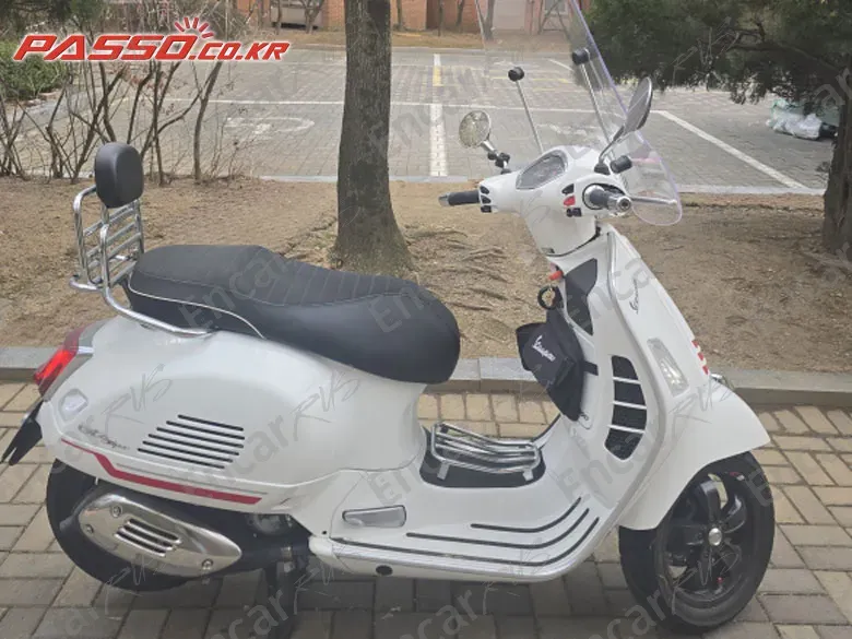 Vespa Gts 300 Super Sport - фото 0