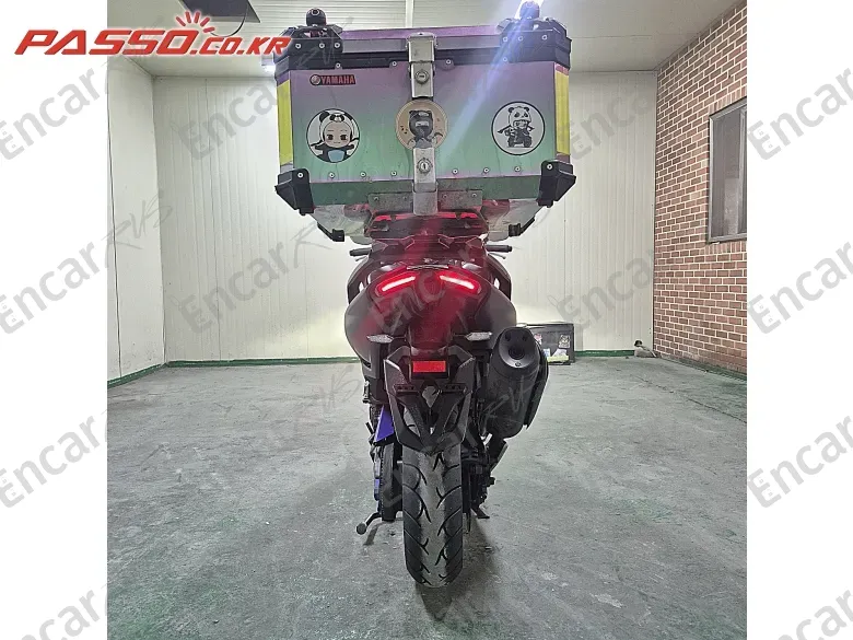 YAMAHA T MAX 560 - фото 2