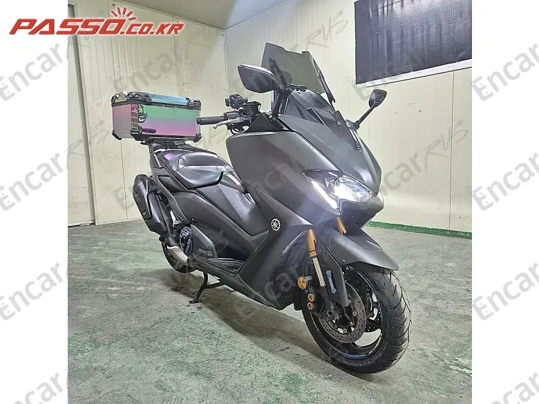 YAMAHA T MAX 560 - фото 5