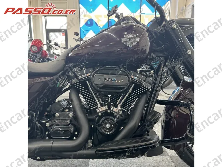 HARLEY-DAVIDSON ROADKING SPECIAL - фото 4