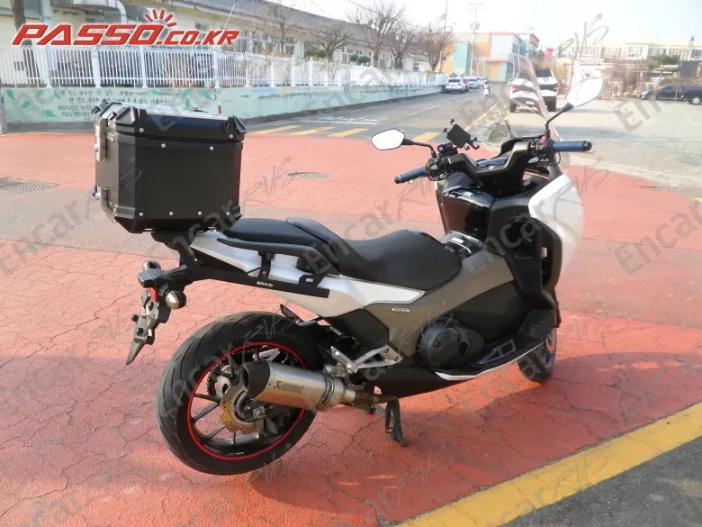 HONDA INTEGRA 750 - фото 0