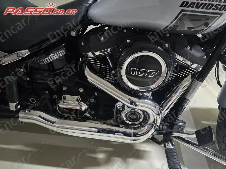 HARLEY-DAVIDSON SPORT GLIDE - фото 4