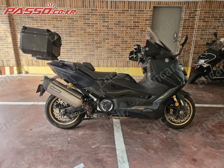 YAMAHA T MAX 560 - фото 0