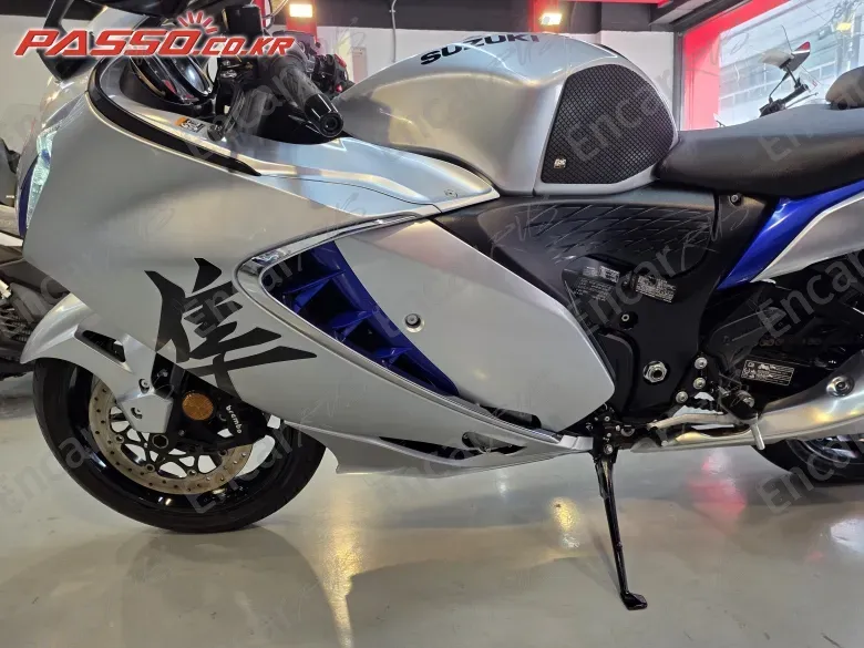 SUZUKI GSX R 1300 HAYABUSA - фото 4