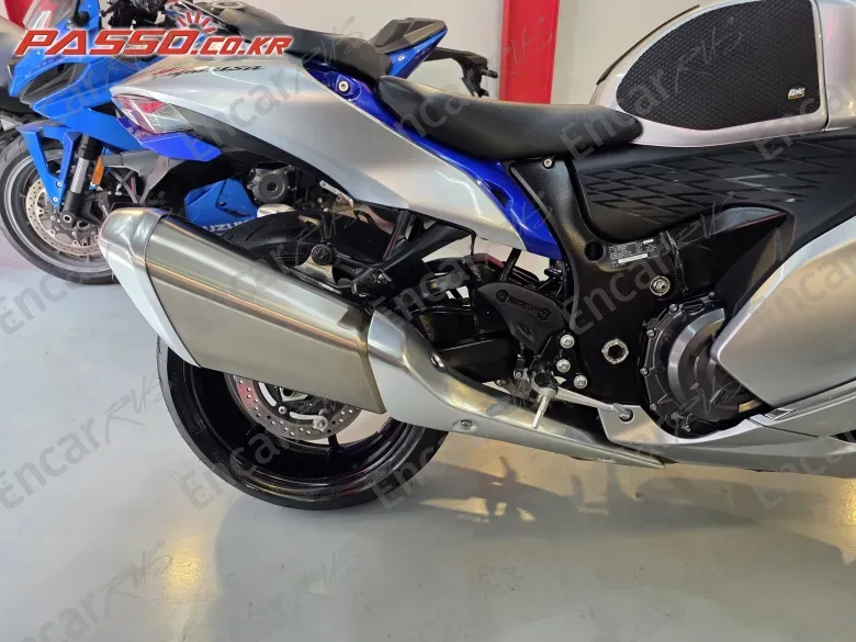SUZUKI GSX R 1300 HAYABUSA - фото 6