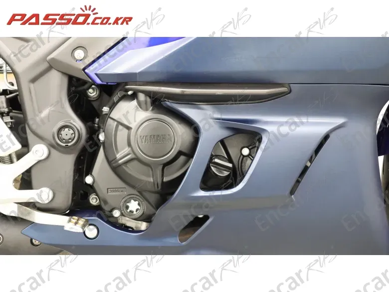 YAMAHA YZF R3 - фото 4