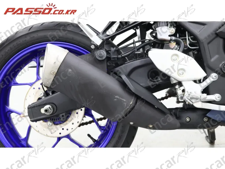 YAMAHA YZF R3 - фото 6