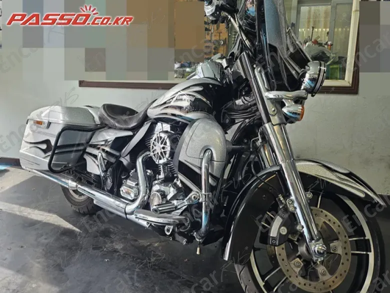 HARLEY-DAVIDSON FLHXS STREET GLIDE SPECIAL - фото 0