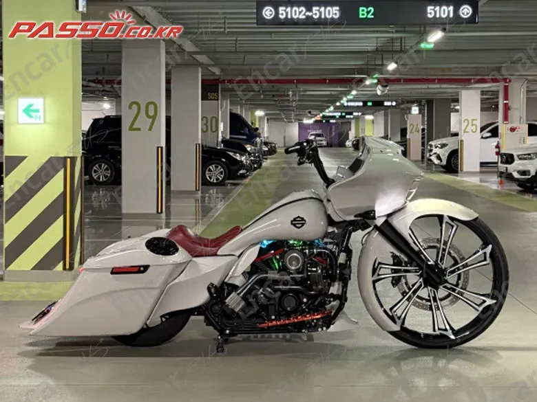 HARLEY-DAVIDSON ROAD GLIDE SPECIAL - фото 0