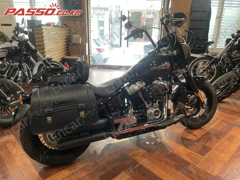 HARLEY-DAVIDSON SOFTAIL SLIM - фото 0