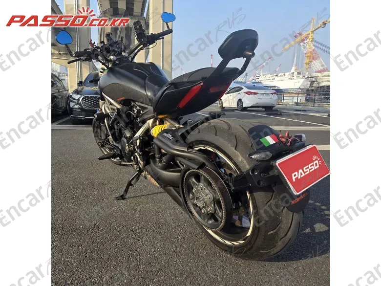 Ducati X Diavel - фото 2