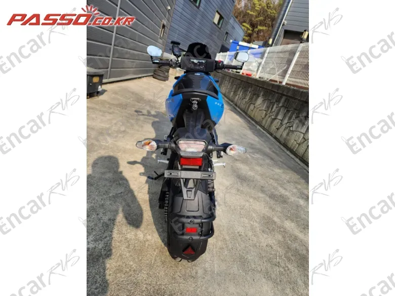 Suzuki Gsx 8 S - фото 2