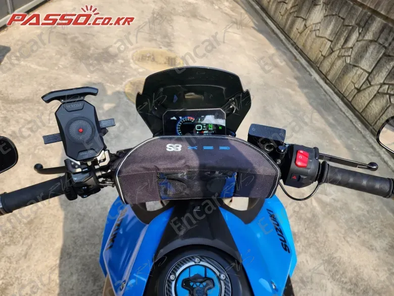 Suzuki Gsx 8 S - фото 3