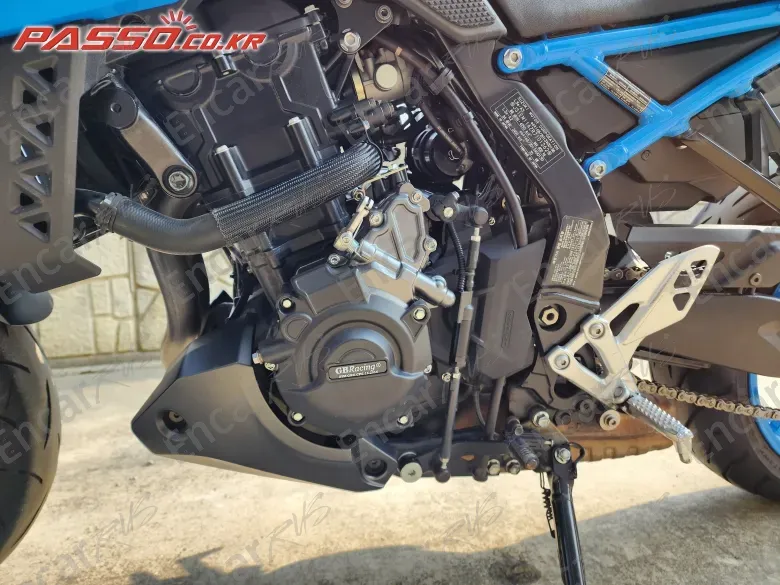 Suzuki Gsx 8 S - фото 4