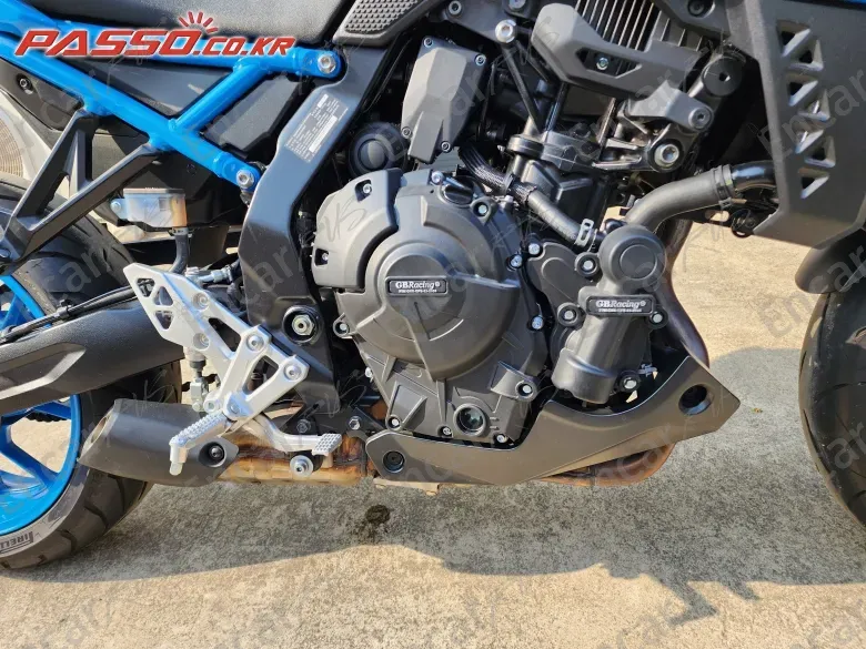 Suzuki Gsx 8 S - фото 6