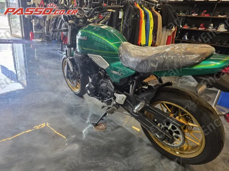 KAWASAKI Z 650 RS ABS - фото 3
